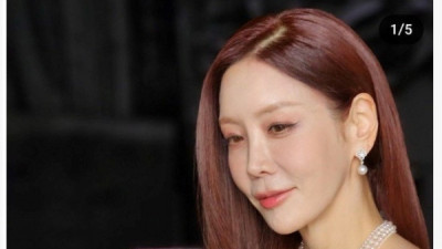   				올해 49살 김정은 누님 최근 와꾸 상태			
